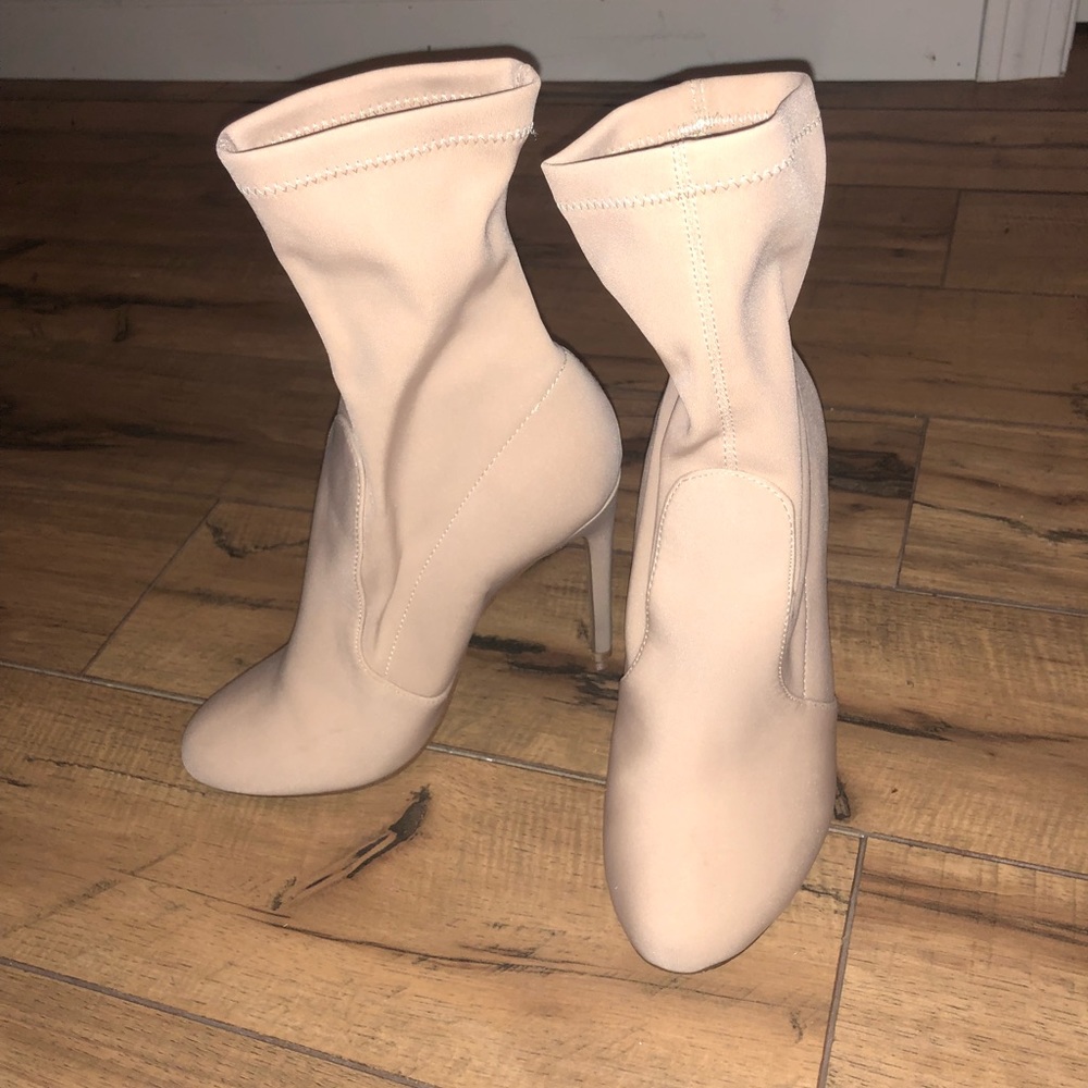 Stiletto Heel Boot Taupe - Picture 3 of 4